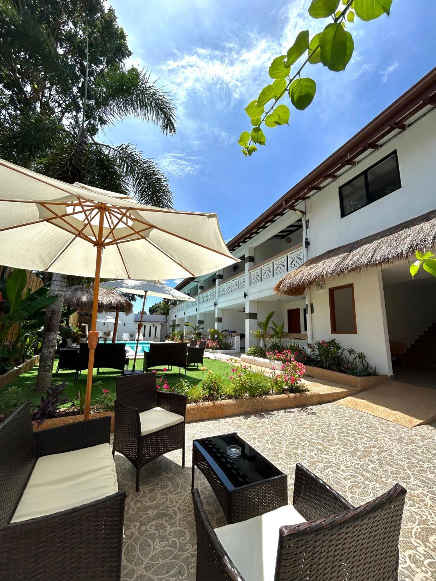 Alona Garden Suites Panglao Exterior foto